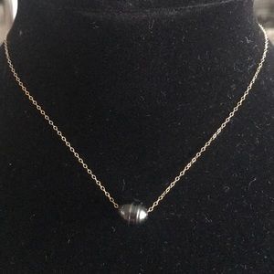 Tahitian pearl necklace